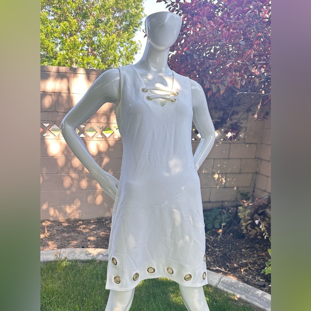 Boston Proper White Garment